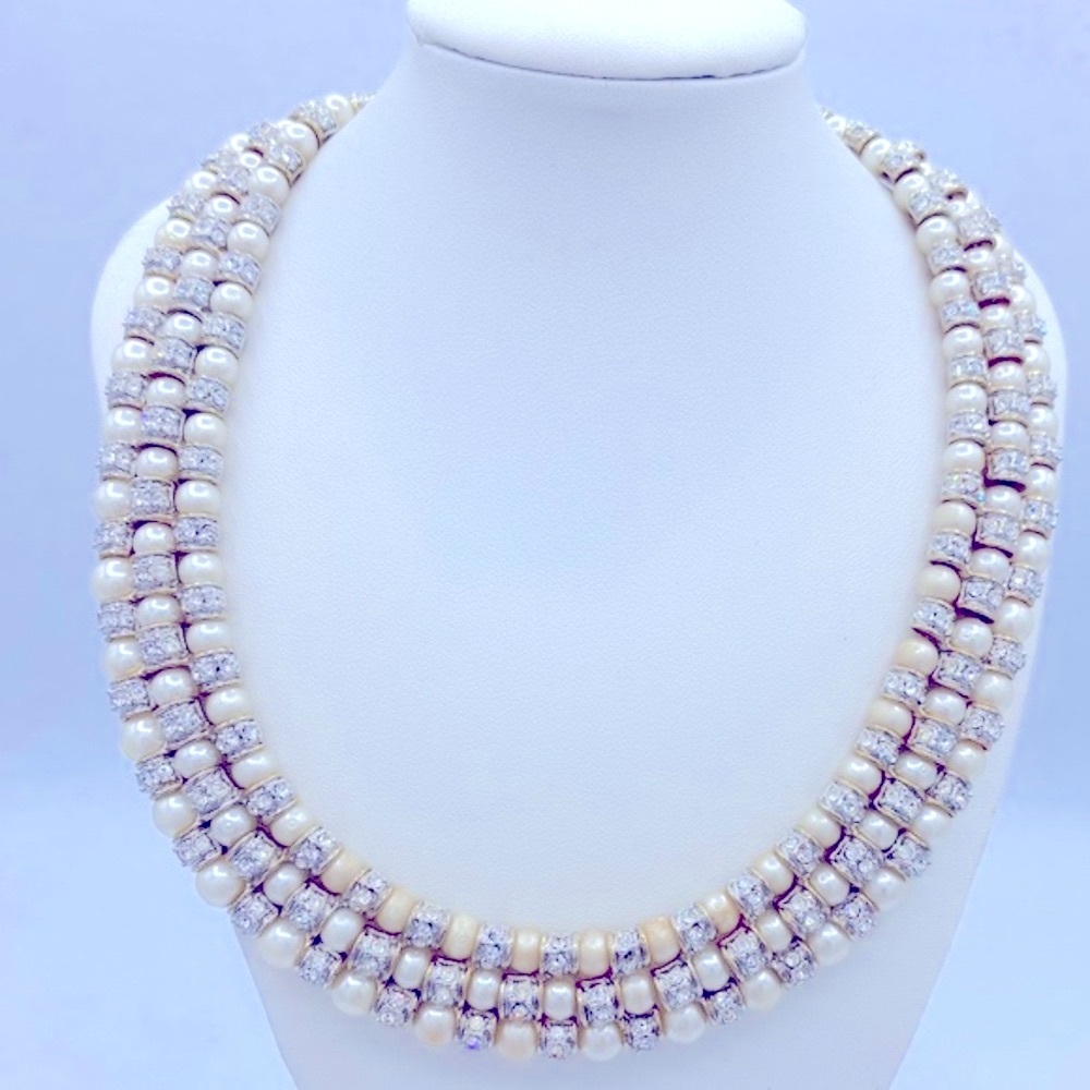 Vintage Statement Faux Pearl /Rhinestone Gold Tone Collar/Choker Beaded Necklace - Picture 9 of 9